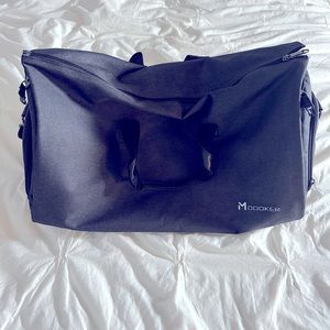 MODOKAR SUIT DUFFLE BAG